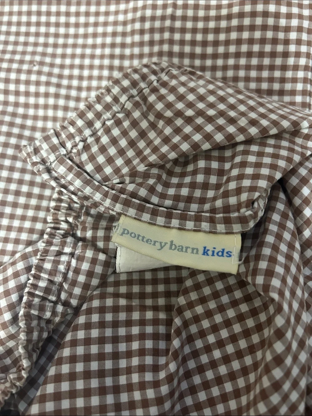 Pottery Barn Kids Brown and White Gingham Sheet set is fitted and flat sheet